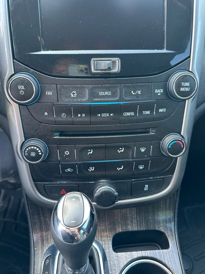 2015 Chevrolet Malibu 1LT photo 18
