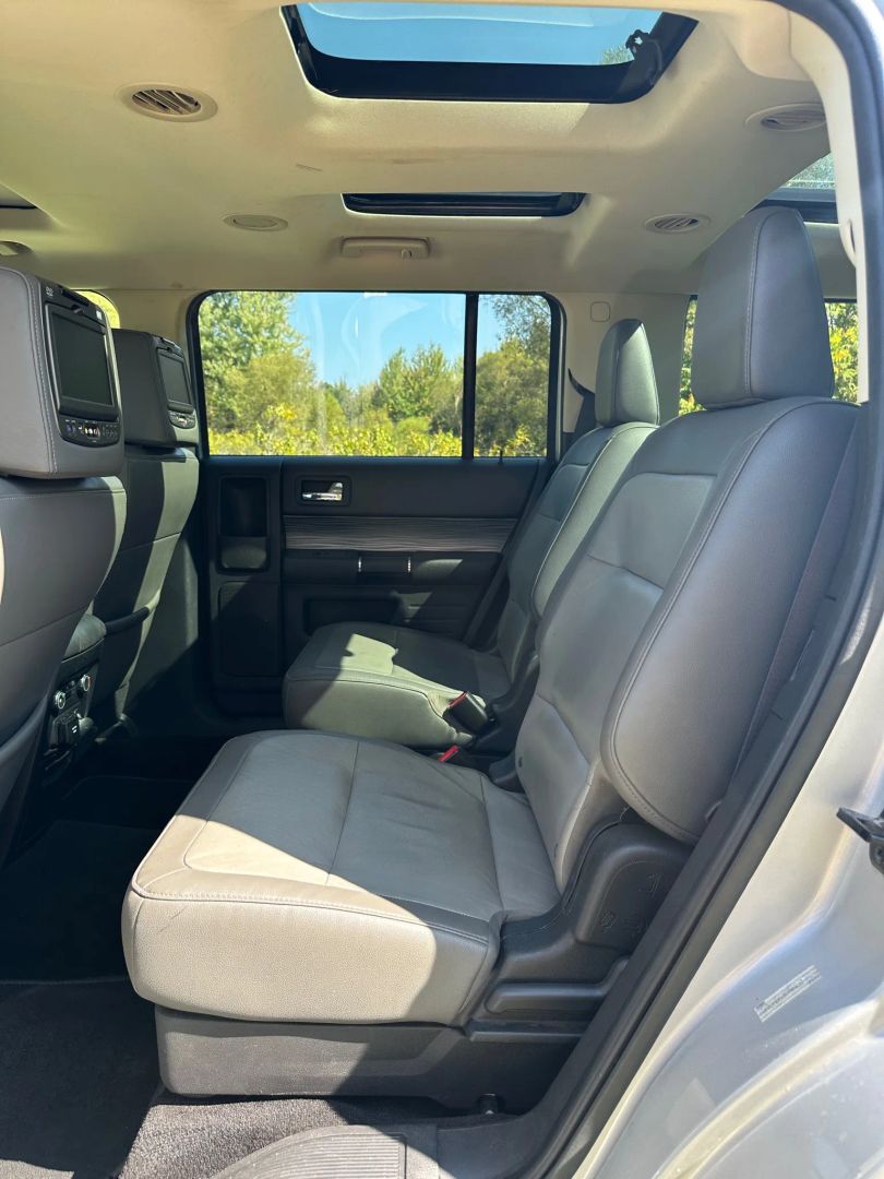 2019 Ford Flex Limited photo 29