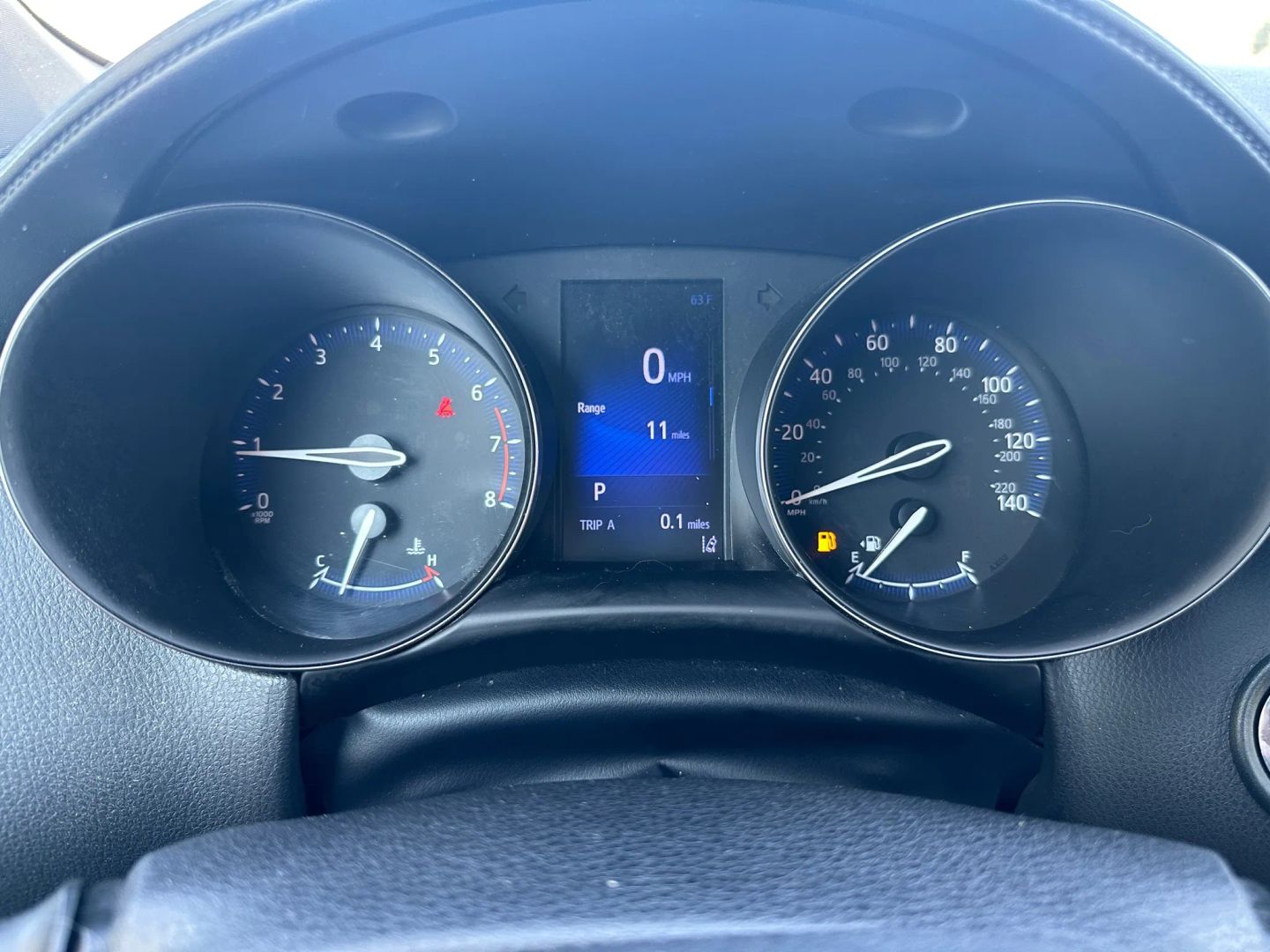 2018 Toyota C-HR XLE Premium photo 17