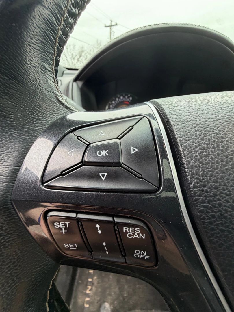 2019 Ford Explorer Platinum - Photo 23