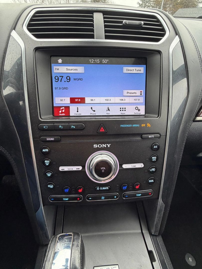 2019 Ford Explorer Platinum - Photo 26