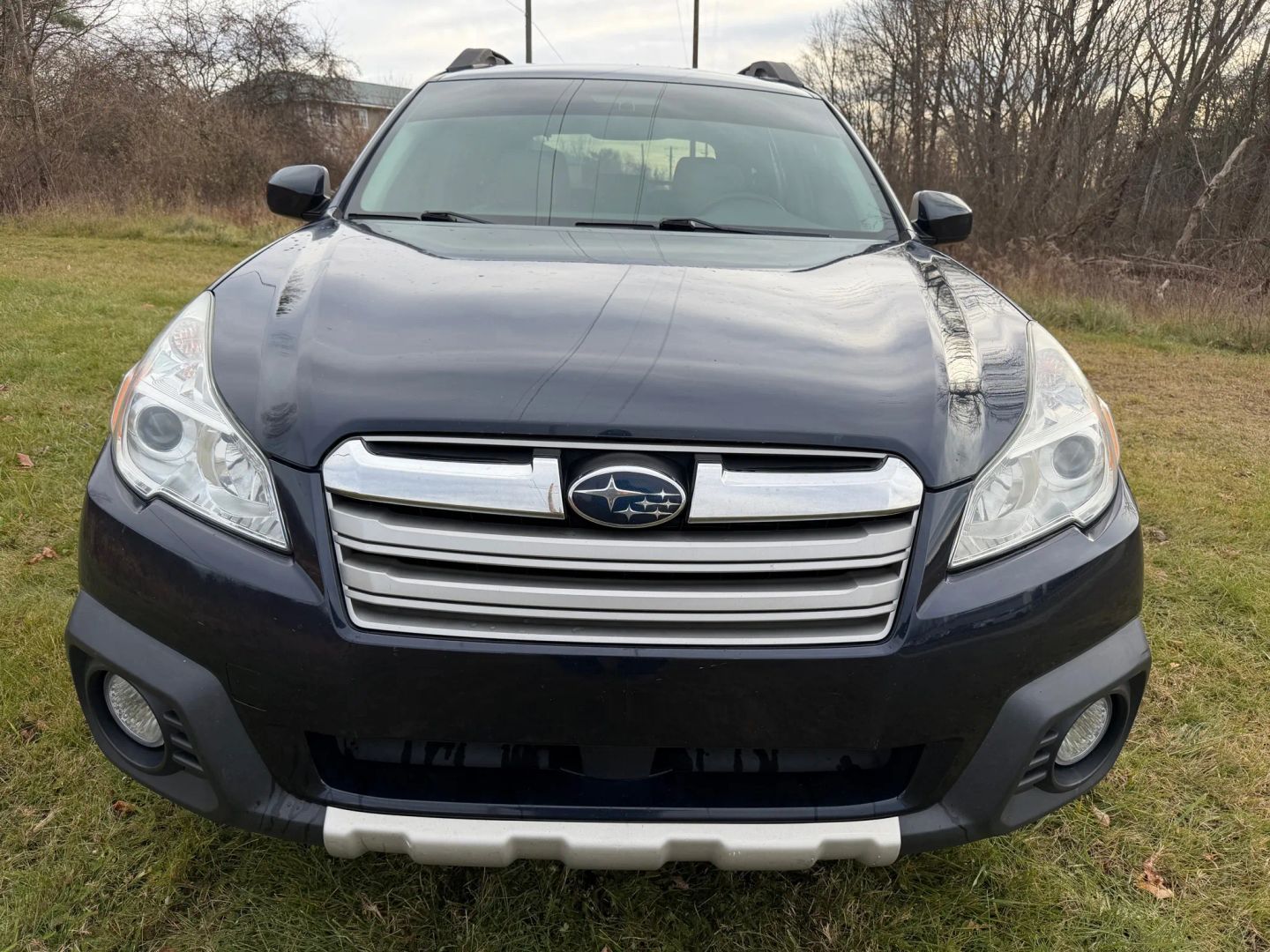 2014 Subaru Outback 2.5i Limited photo 2