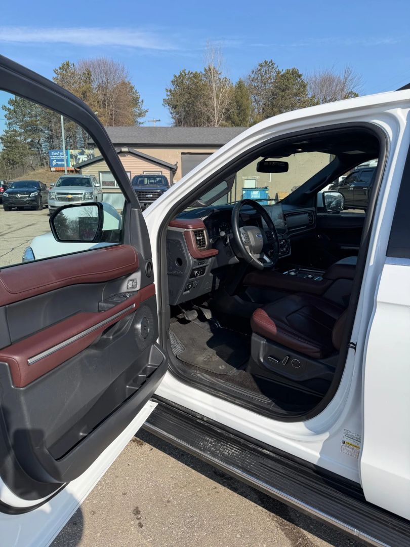 2023 Ford Expedition Limited - Photo 16
