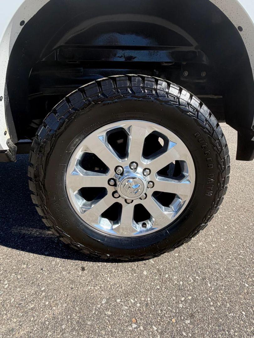 Photo 48 of this Ram 2500