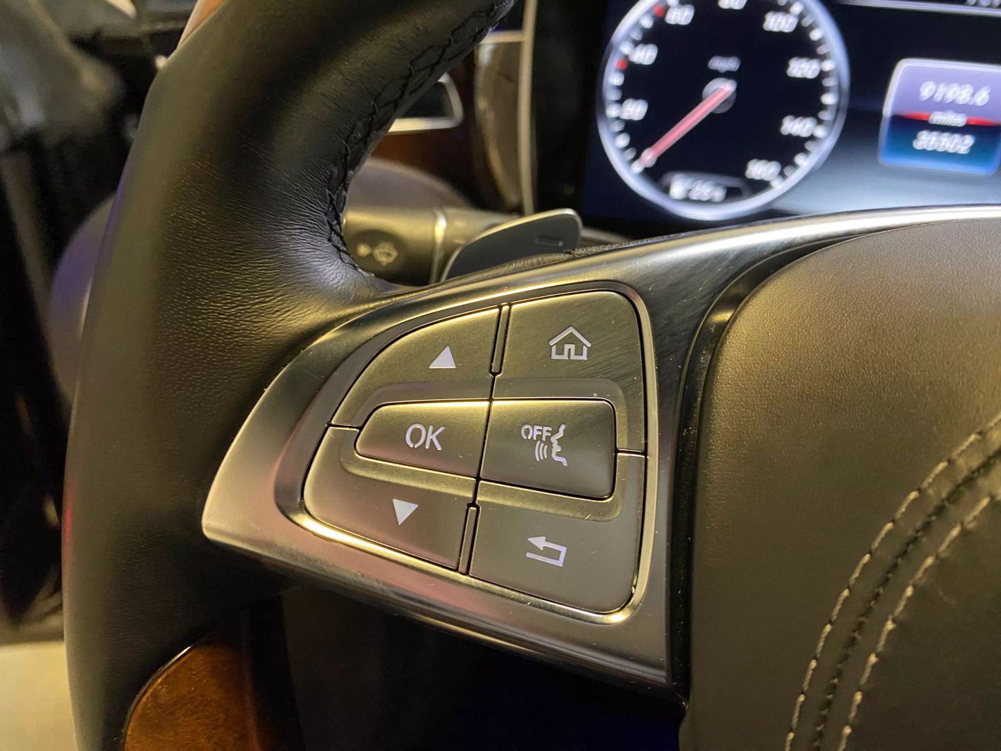 2015 Mercedes Benz S 4MATIC photo 11