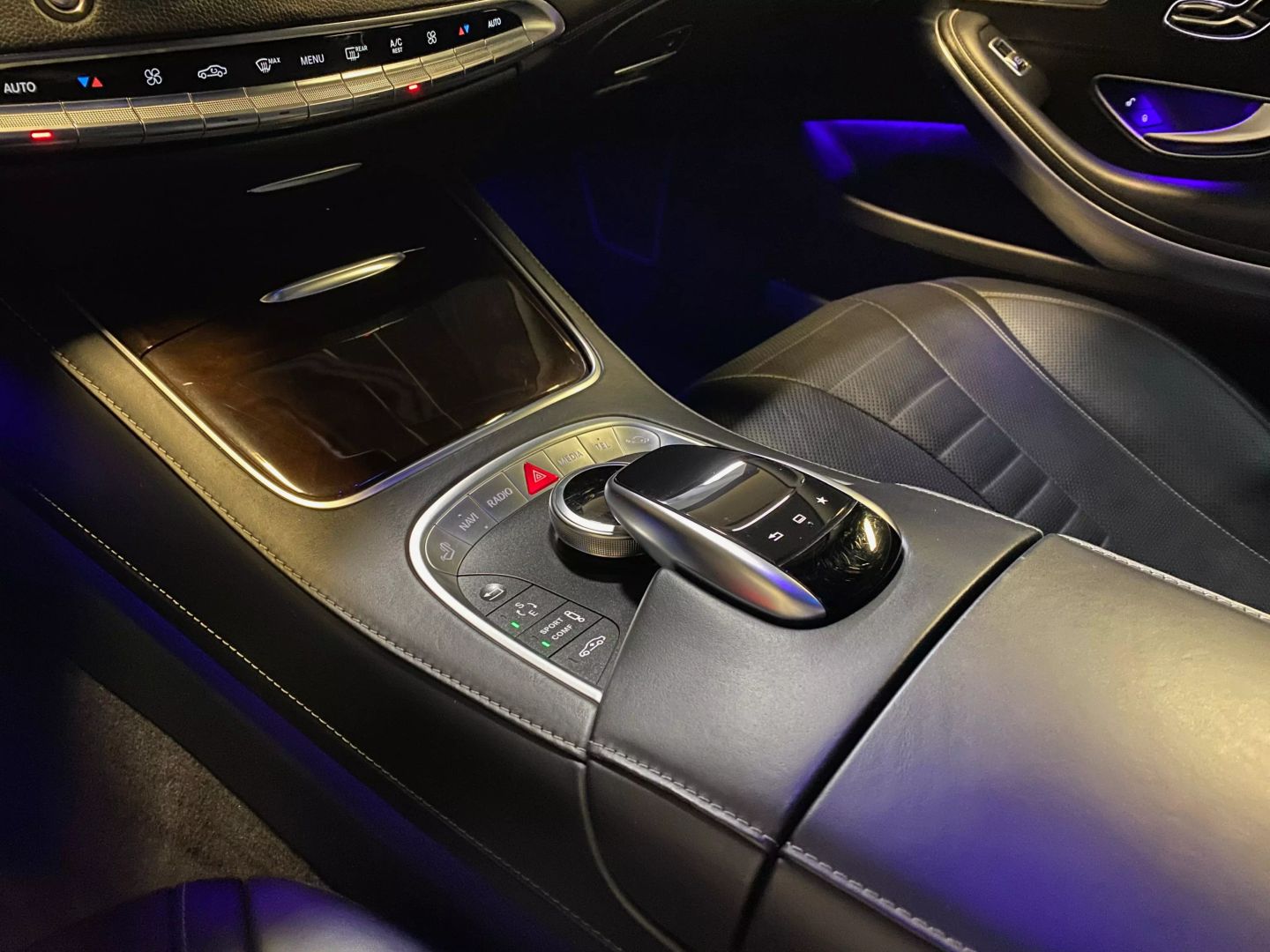 2015 Mercedes Benz S 4MATIC photo 31