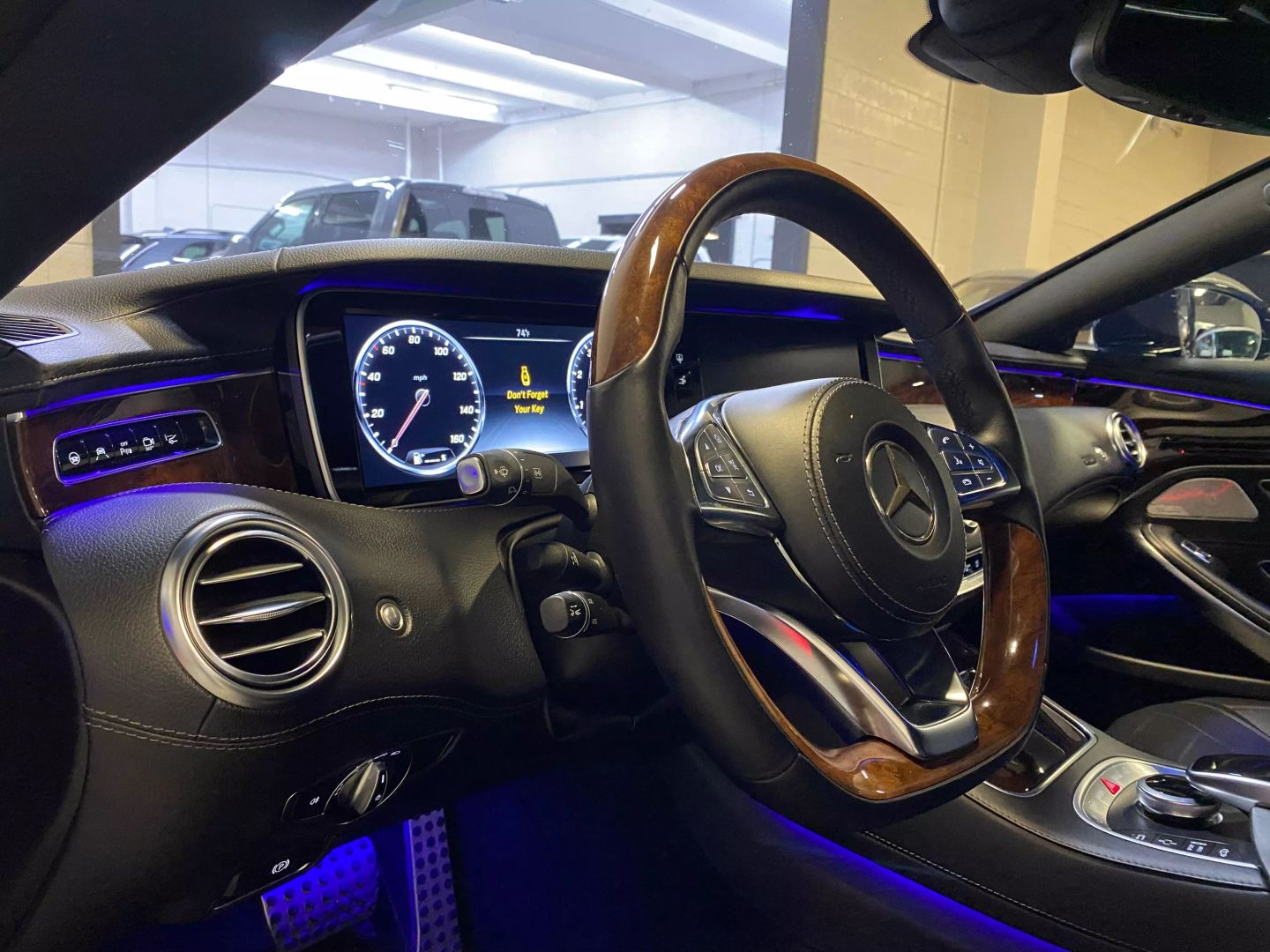 2015 Mercedes Benz S 4MATIC photo 35