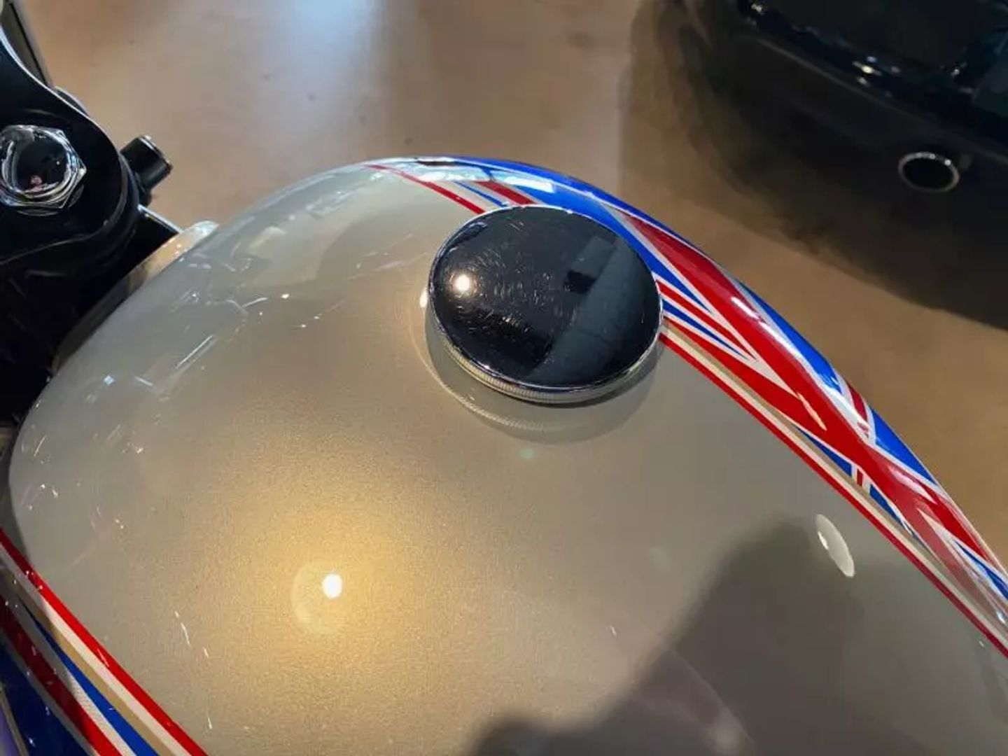 2002 Triumph Bonneville photo 19