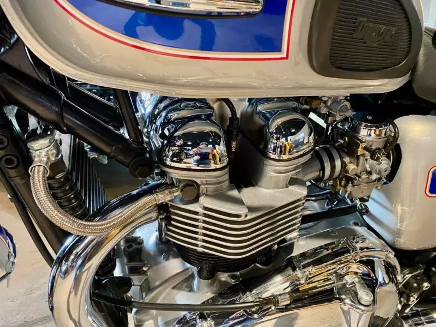 2002 Triumph Bonneville photo 26