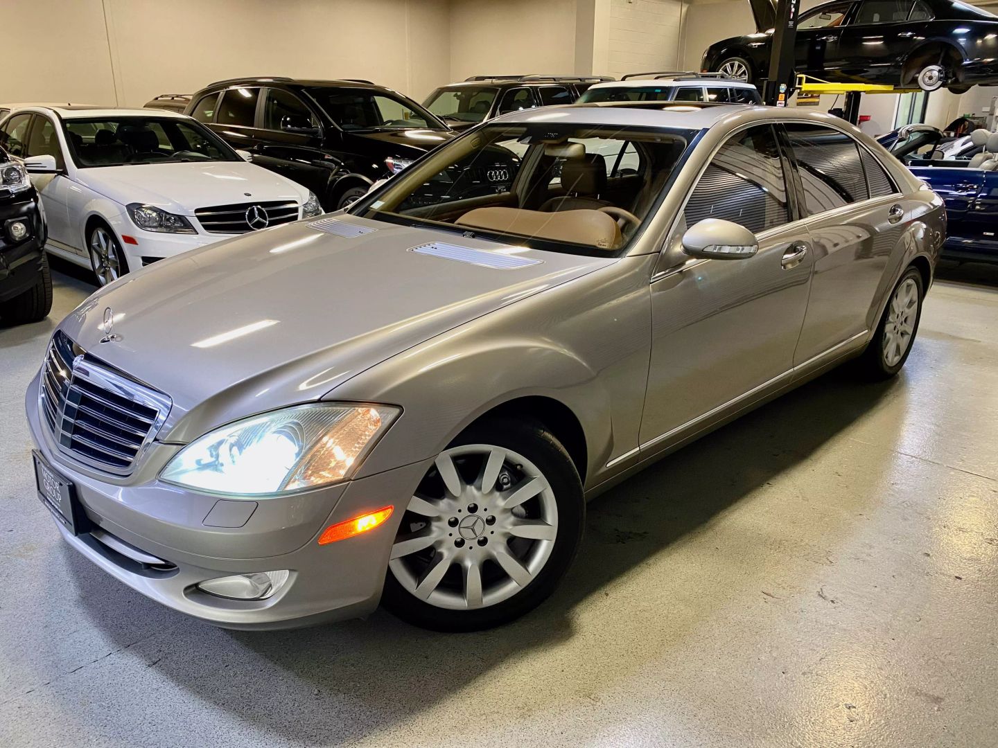 2007 Mercedes Benz S 550 photo 2