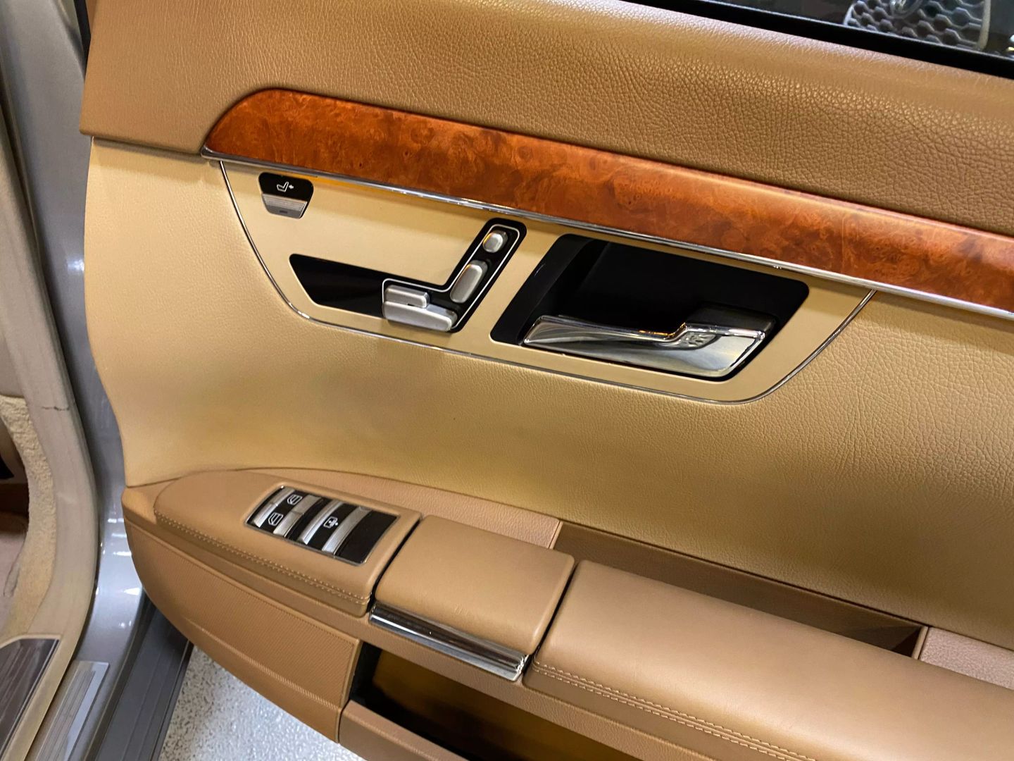 2007 Mercedes Benz S 550 photo 39