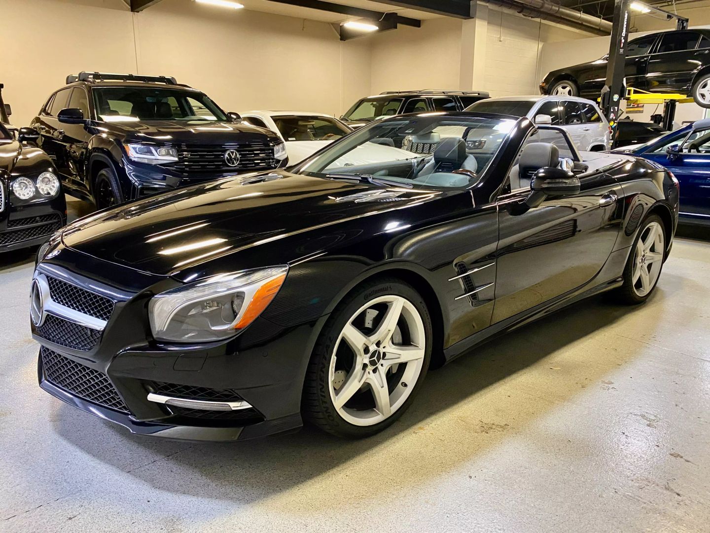 2013 Mercedes Benz SL 550 photo 3