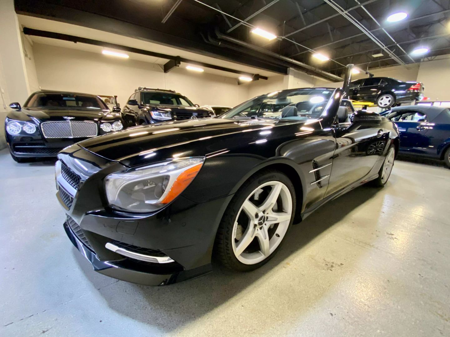 2013 Mercedes Benz SL 550 photo 4