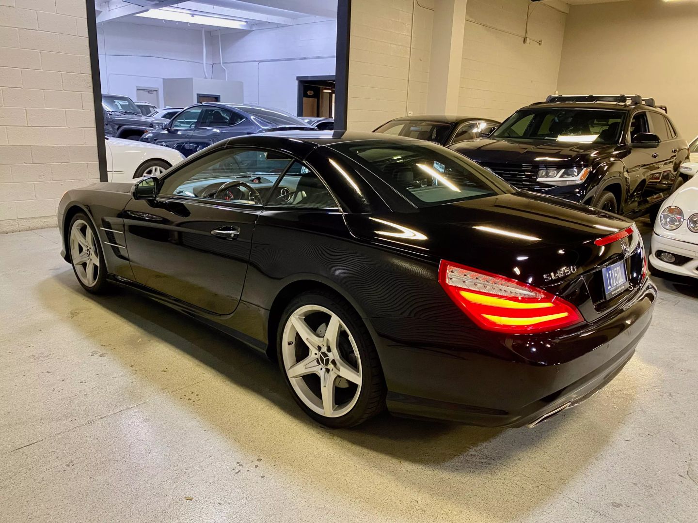 2013 Mercedes Benz SL 550 photo 11
