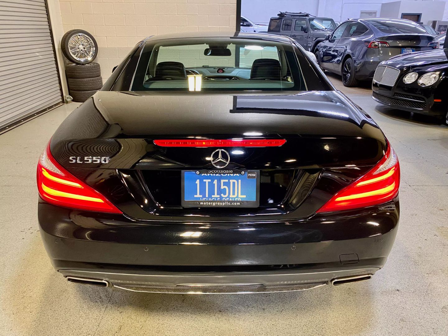 2013 Mercedes Benz SL 550 photo 12