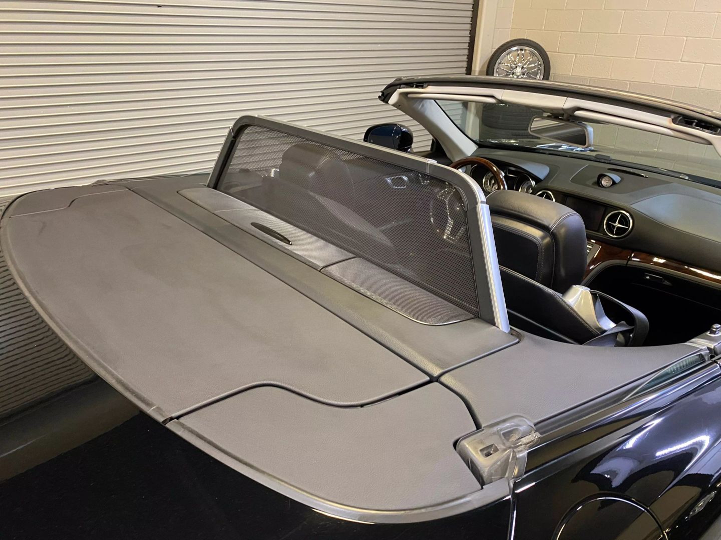 2013 Mercedes Benz SL 550 photo 16