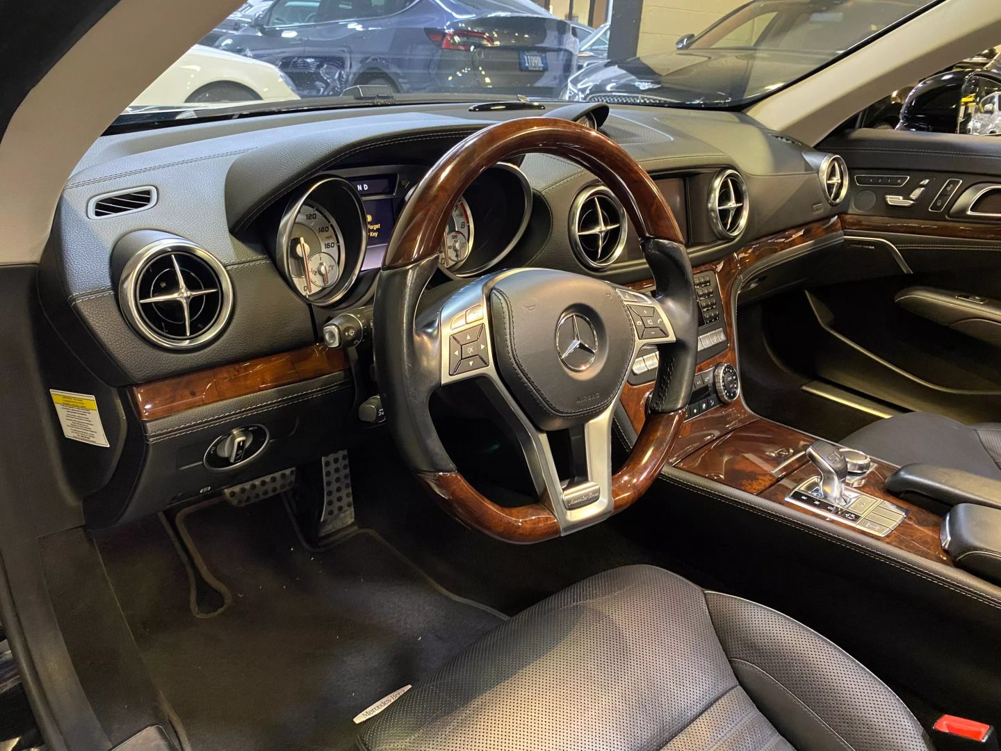 2013 Mercedes Benz SL 550 photo 27