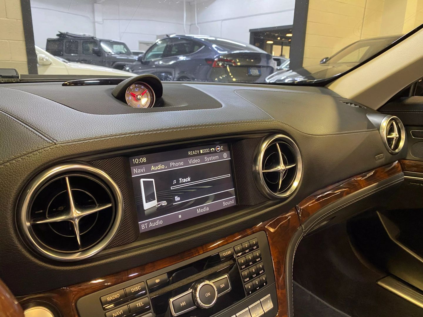 2013 Mercedes Benz SL 550 photo 36
