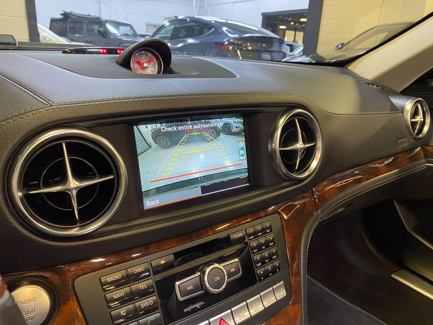 2013 Mercedes Benz SL 550 photo 37