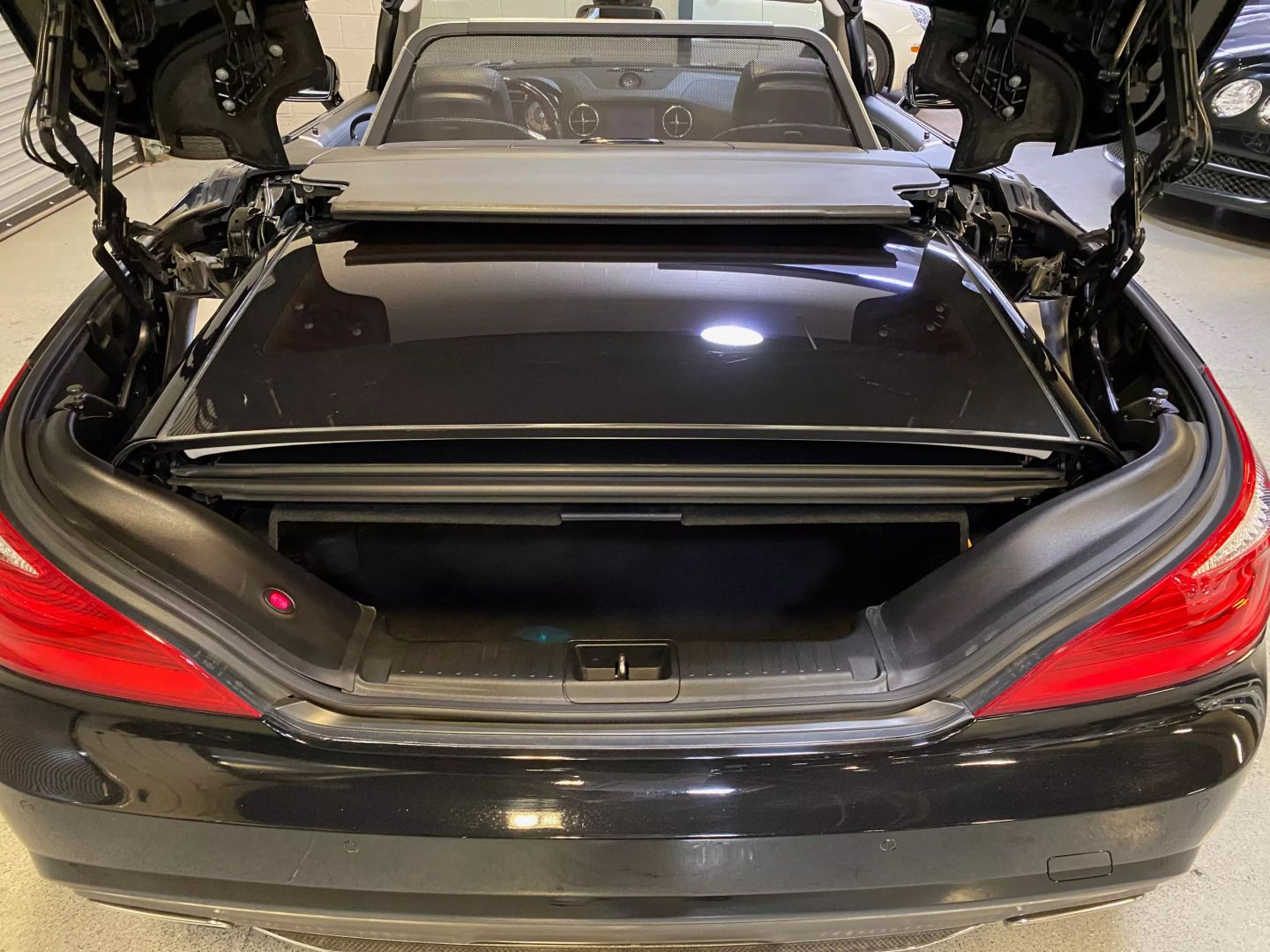 2013 Mercedes Benz SL 550 photo 50