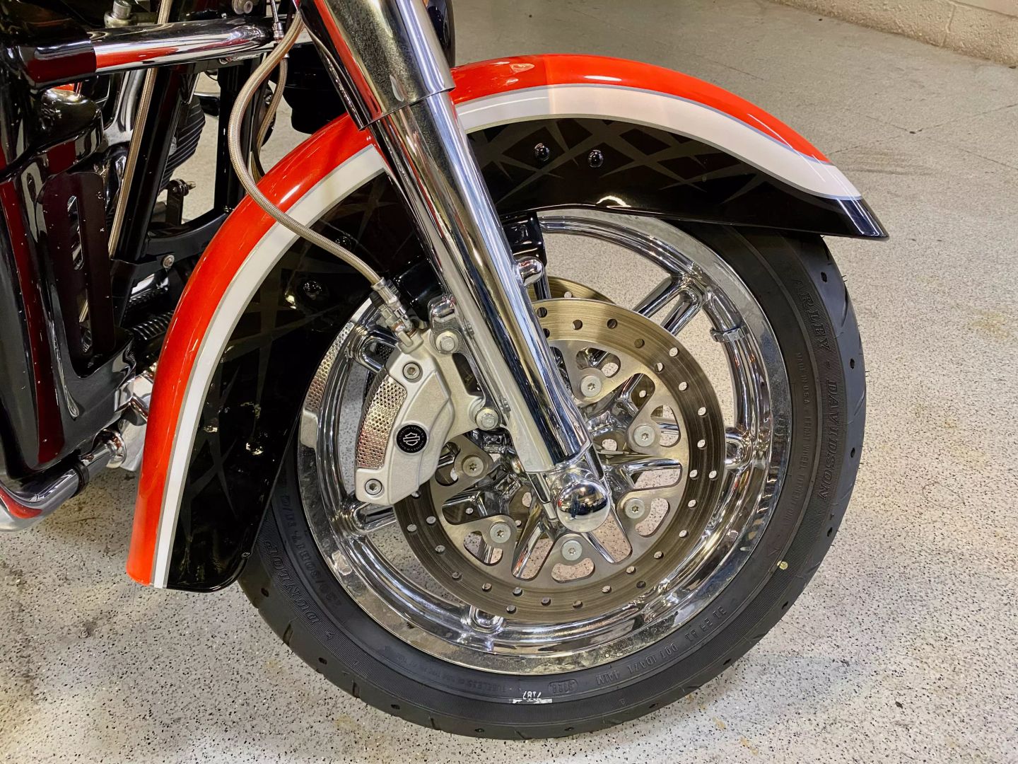 2012 Harley Davidson CVO Electra Glide FLHTCUSE7 photo 21