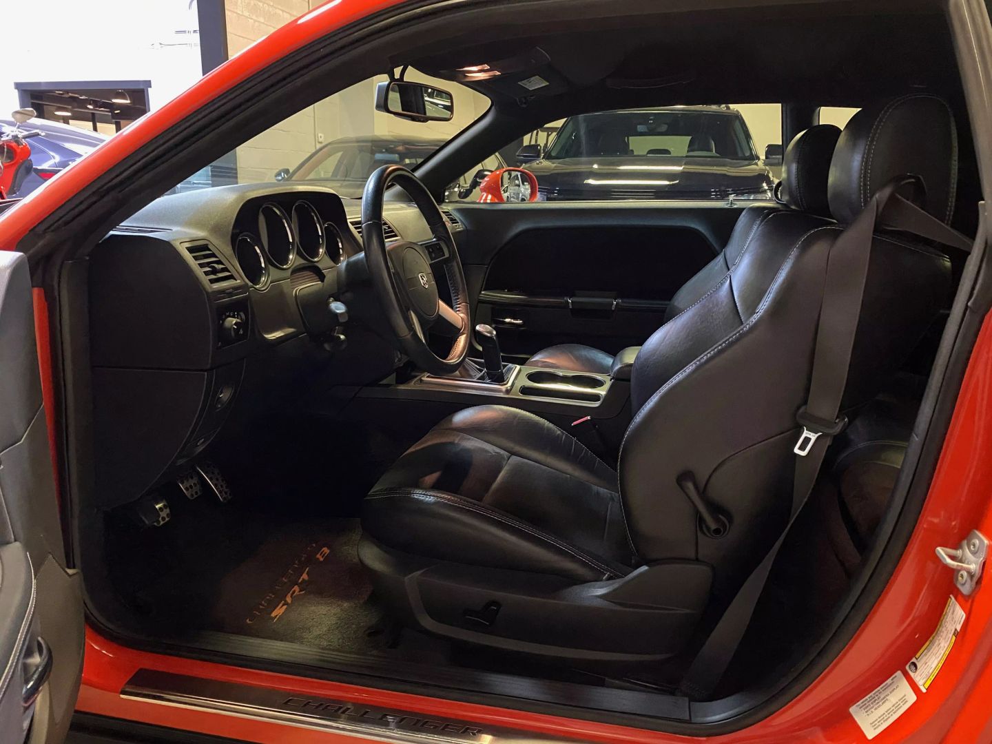 2009 Dodge Challenger SRT8 photo 22