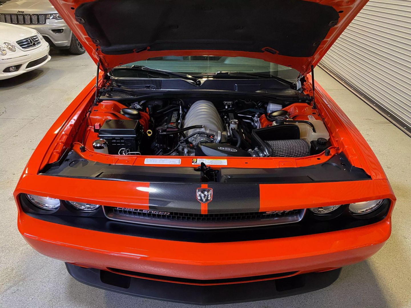 2009 Dodge Challenger SRT8 photo 36