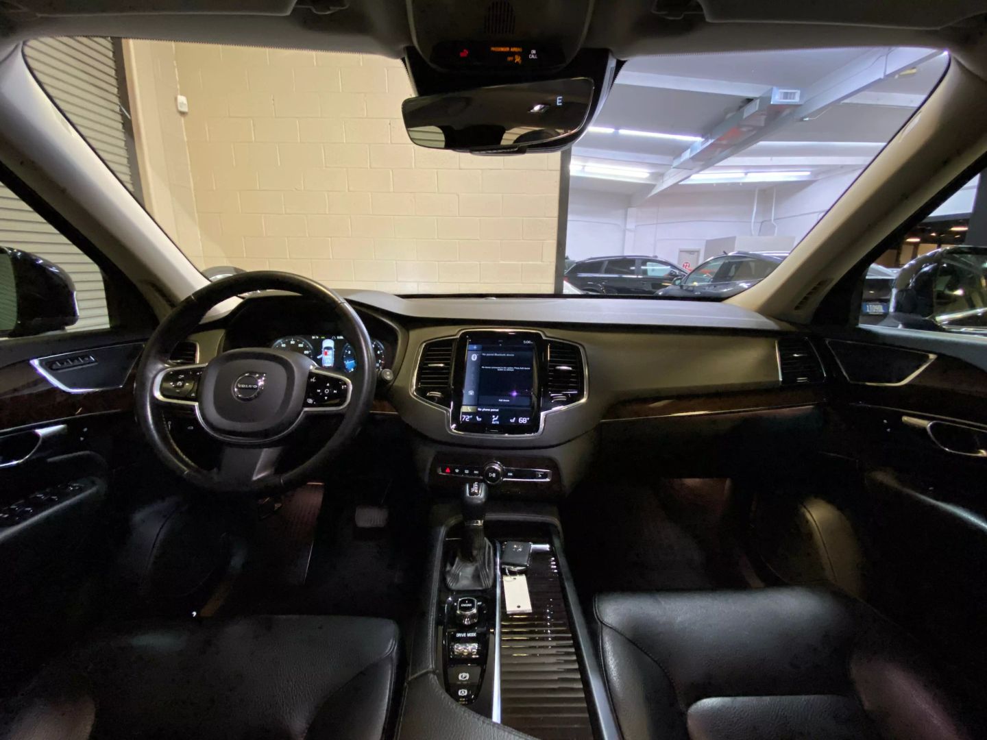 2017 Volvo XC90 Momentum photo 28