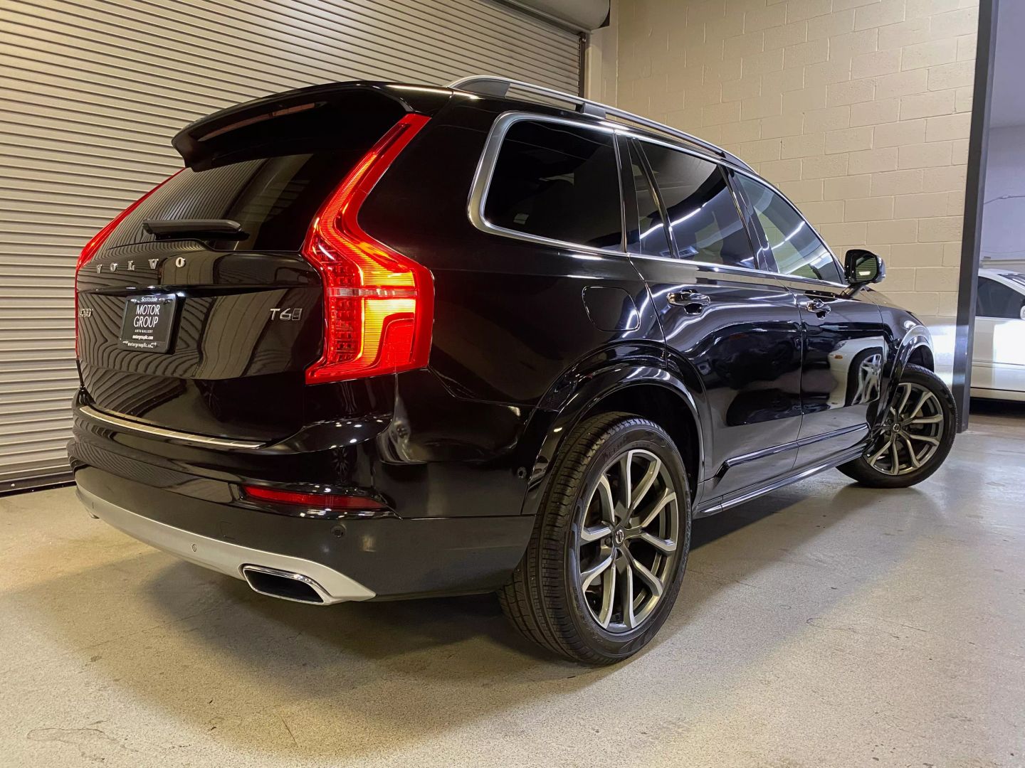 2017 Volvo XC90 Momentum photo 45