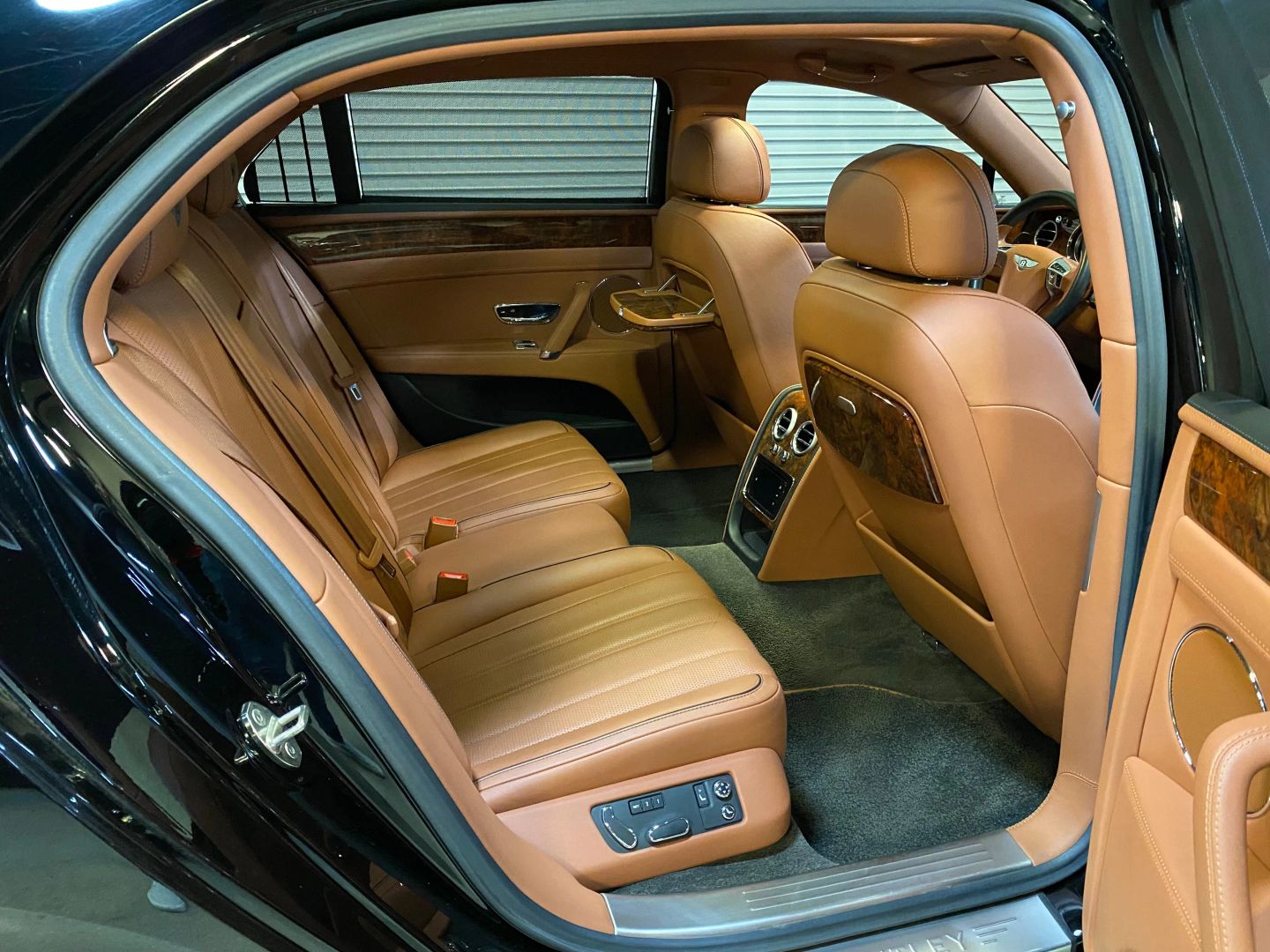 2015 Bentley Flying Spur V8 photo 20