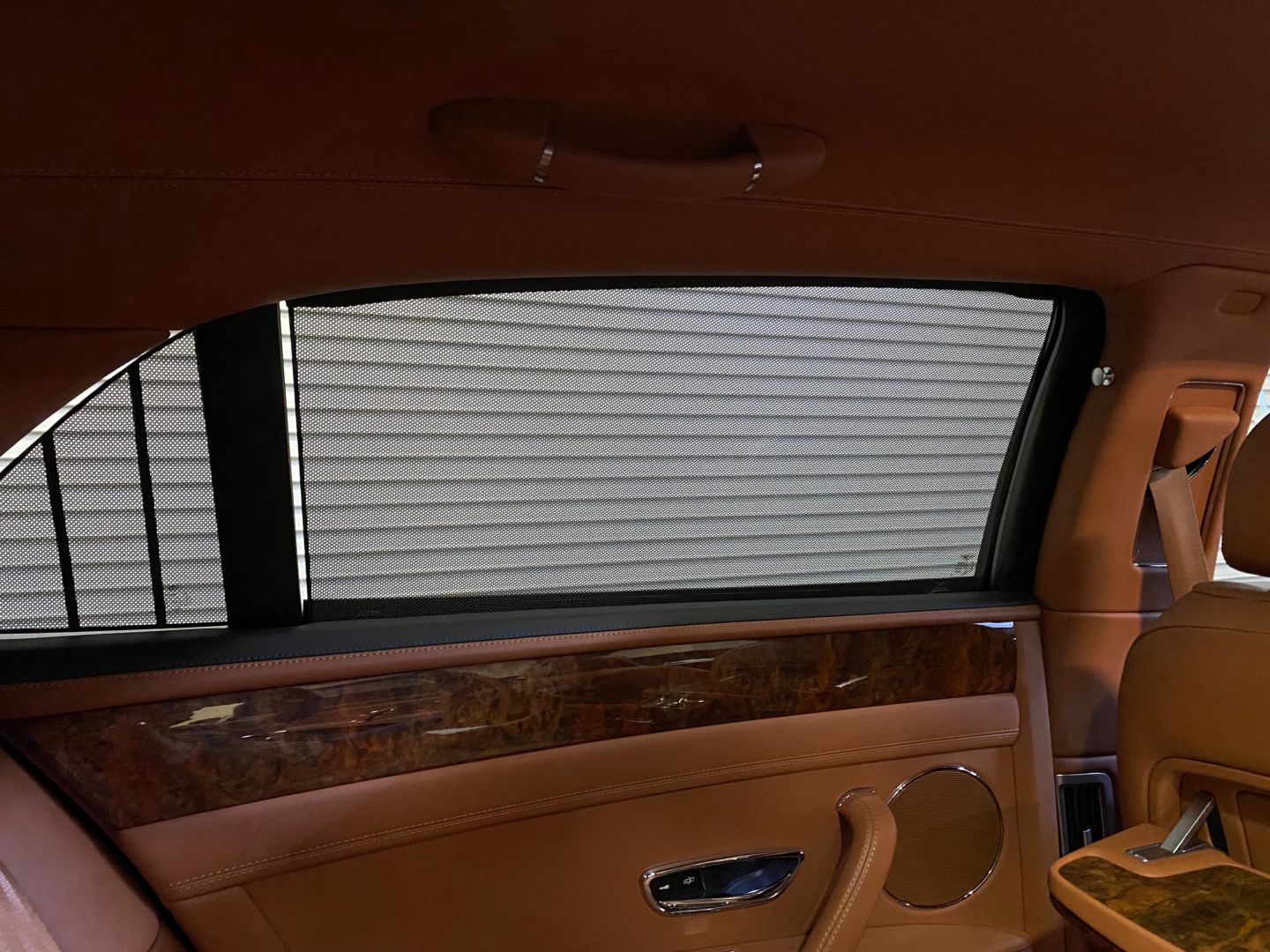 2015 Bentley Flying Spur V8 photo 34