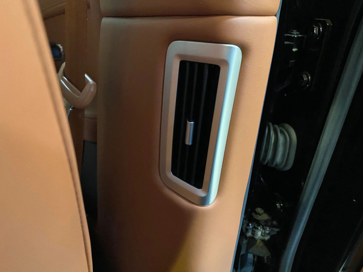 2015 Bentley Flying Spur V8 photo 37