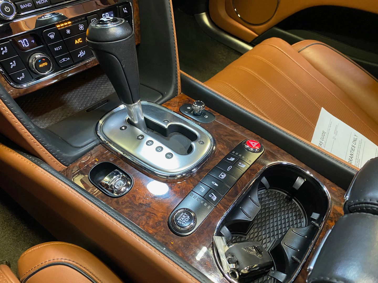 2015 Bentley Flying Spur V8 photo 57