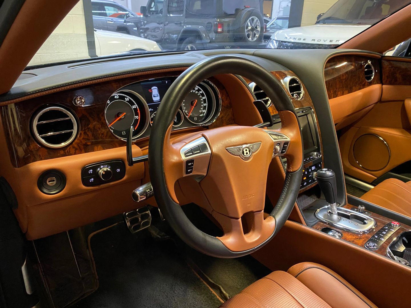 2015 Bentley Flying Spur V8 photo 64