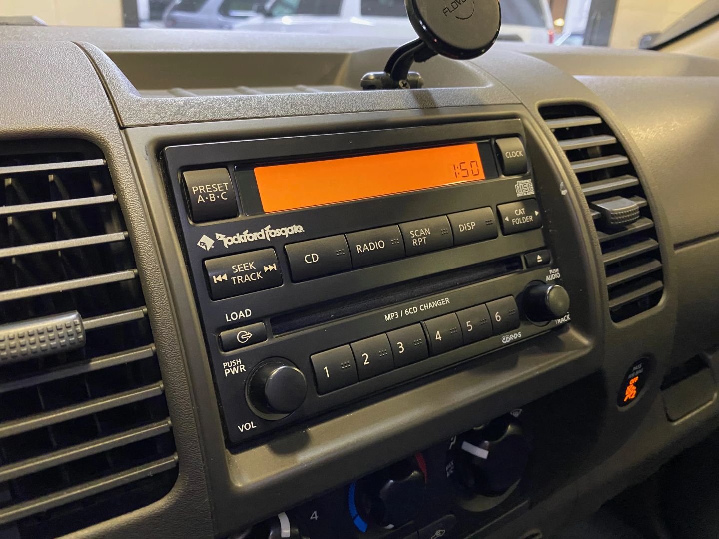 2005 Nissan Xterra photo 25