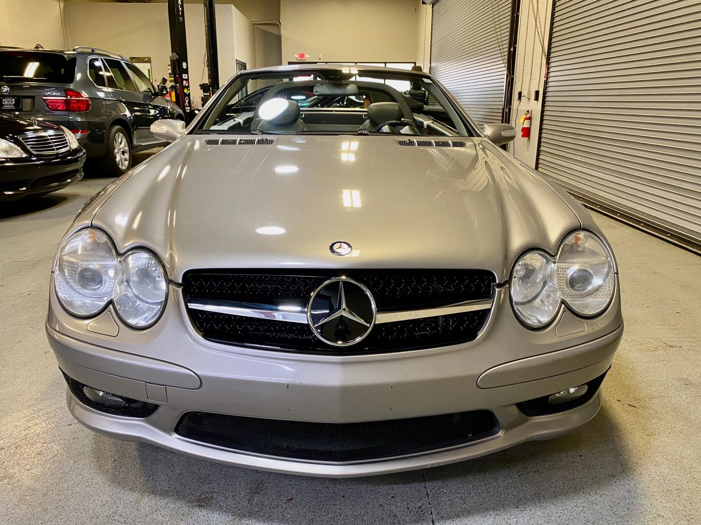 2005 Mercedes Benz SL 500 photo 3
