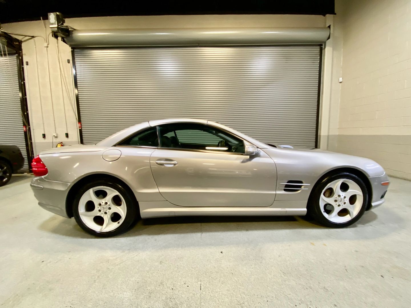 2005 Mercedes Benz SL 500 photo 6