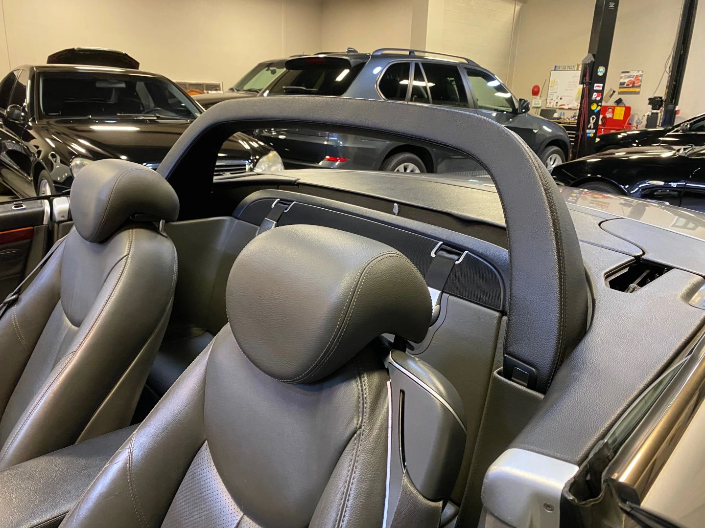 2005 Mercedes Benz SL 500 photo 23