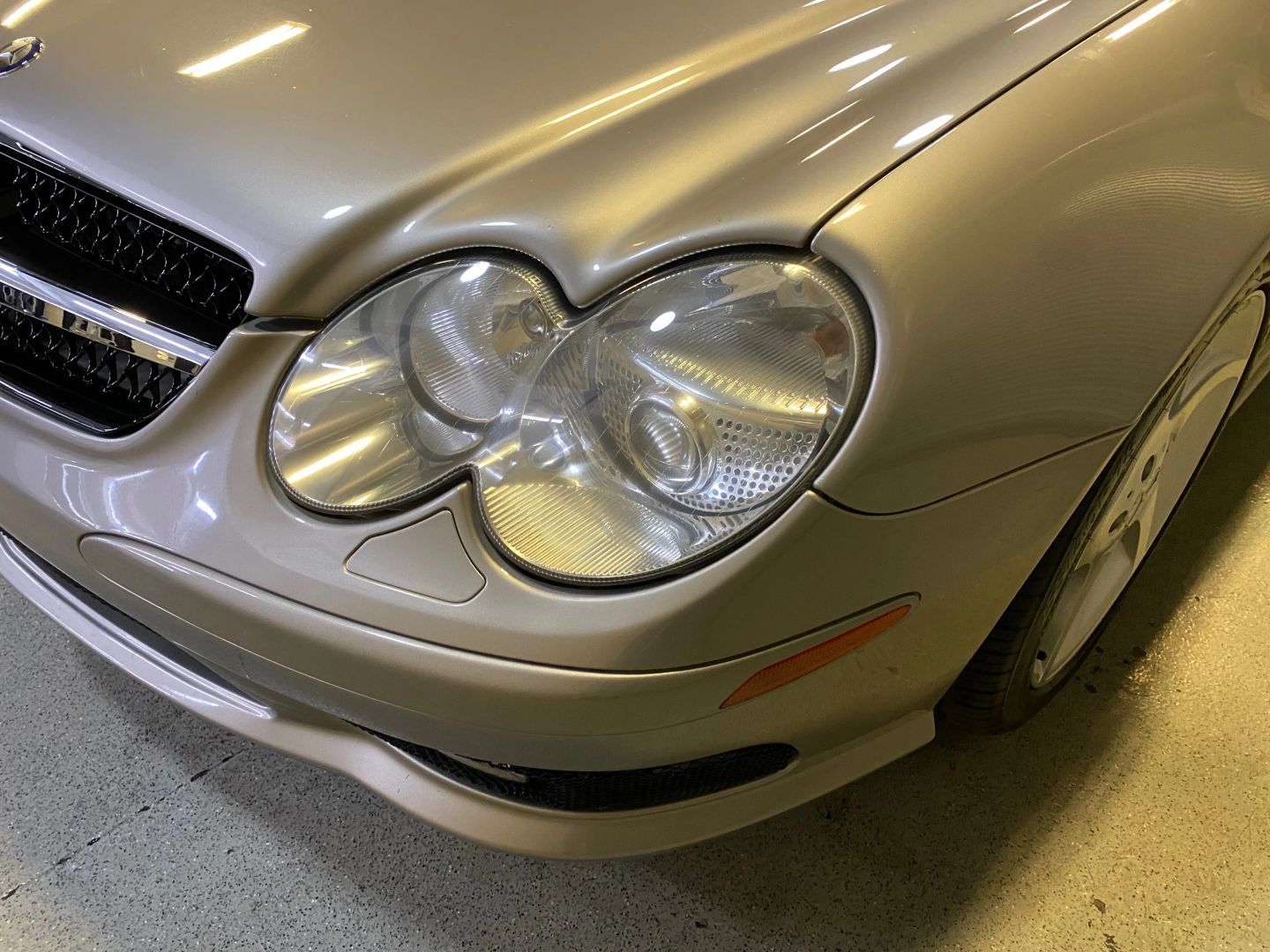 2005 Mercedes Benz SL 500 photo 32