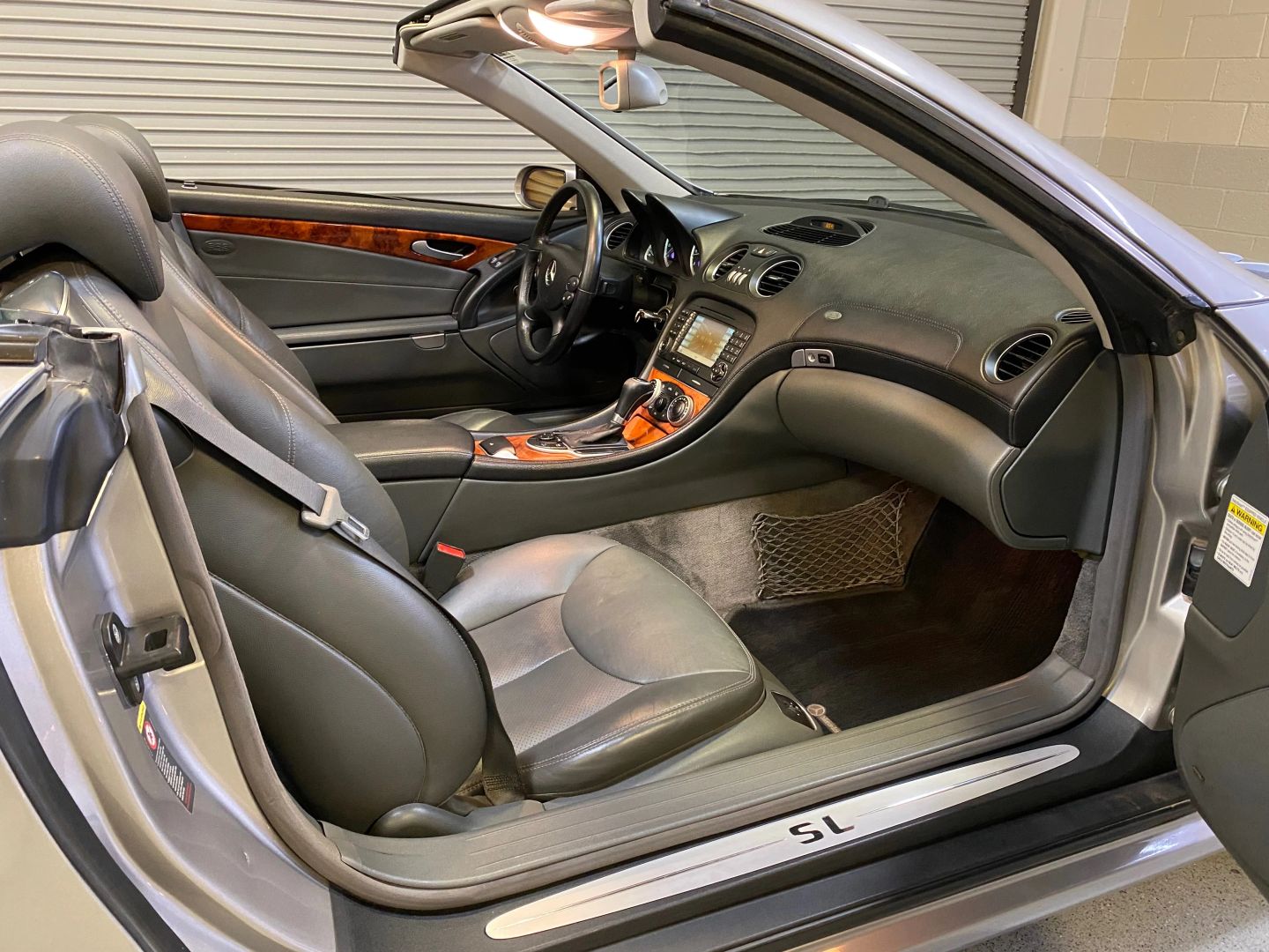 2005 Mercedes Benz SL 500 photo 45
