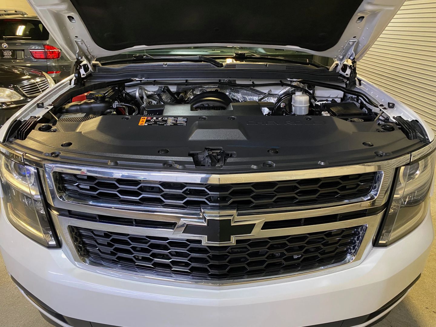 2017 Chevrolet Suburban LT photo 37