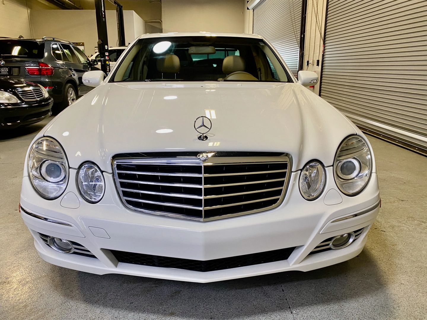 2008 Mercedes Benz E 350 Sedan photo 3