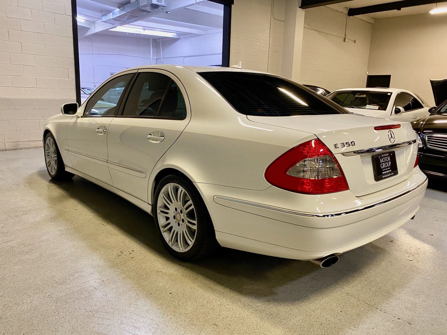 2008 Mercedes Benz E 350 Sedan photo 8