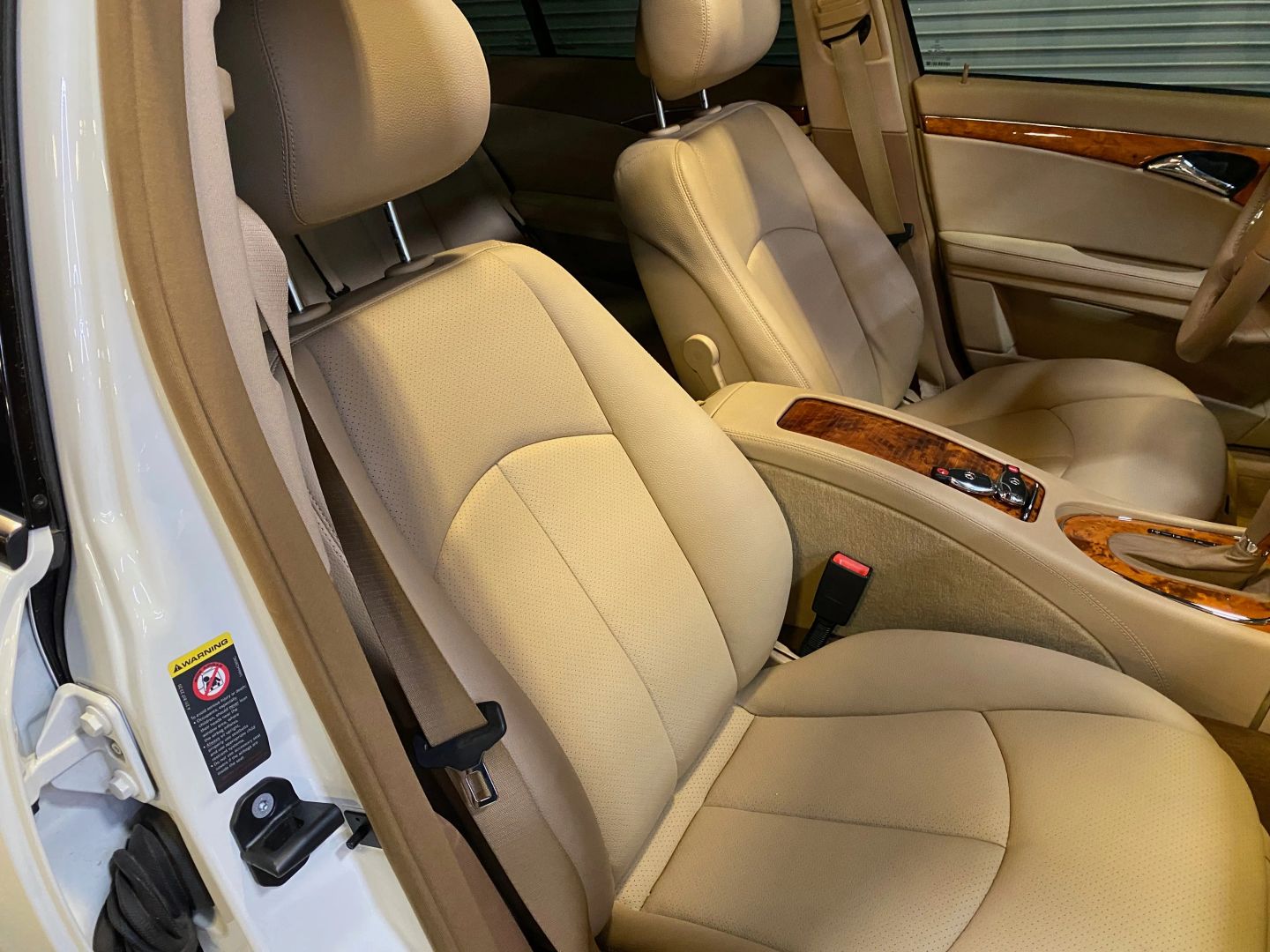 2008 Mercedes Benz E 350 Sedan photo 20