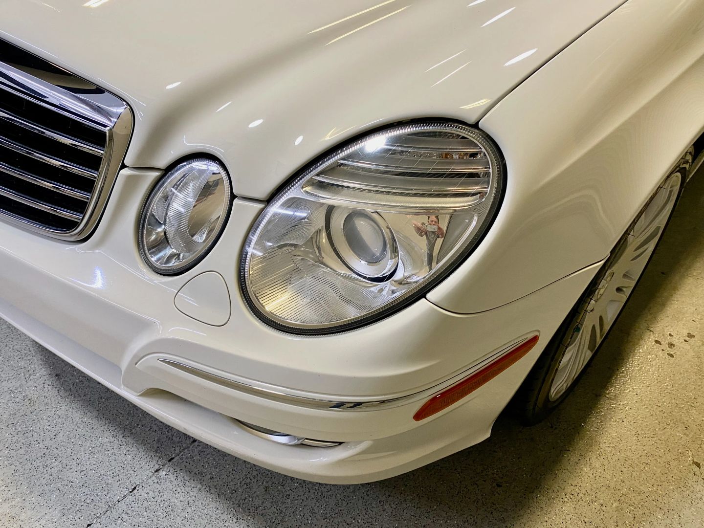 2008 Mercedes Benz E 350 Sedan photo 32