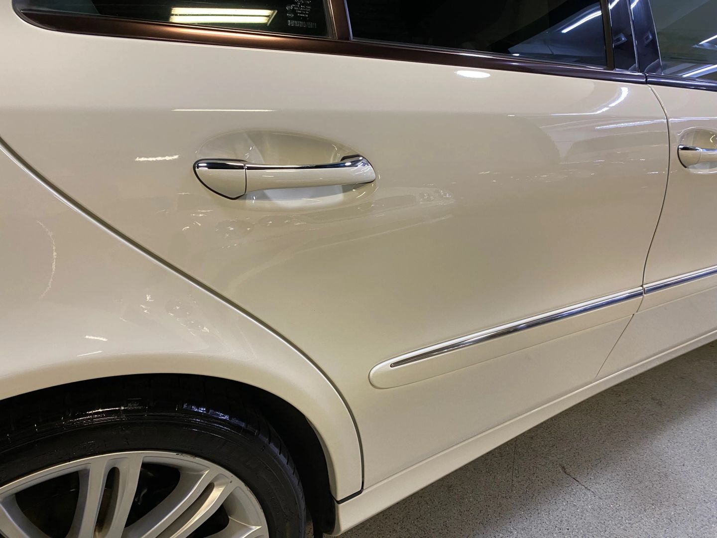 2008 Mercedes Benz E 350 Sedan photo 47