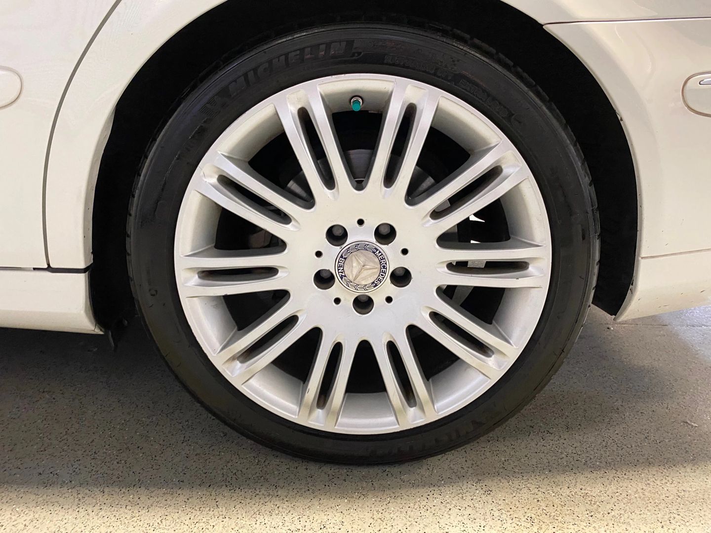 2008 Mercedes Benz E 350 Sedan photo 57