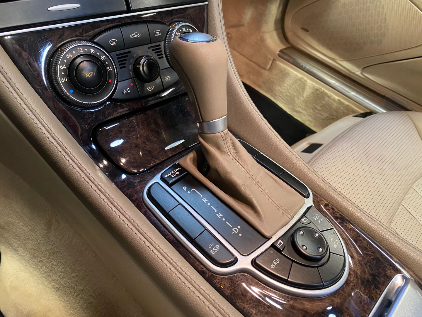 2007 Mercedes Benz SL 55 AMG photo 23