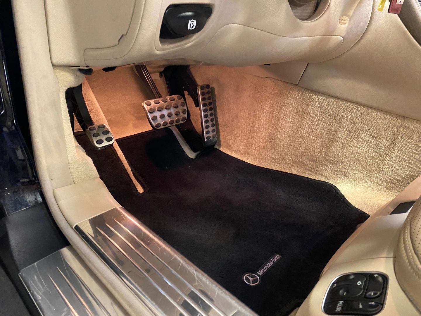 2007 Mercedes Benz SL 55 AMG photo 28