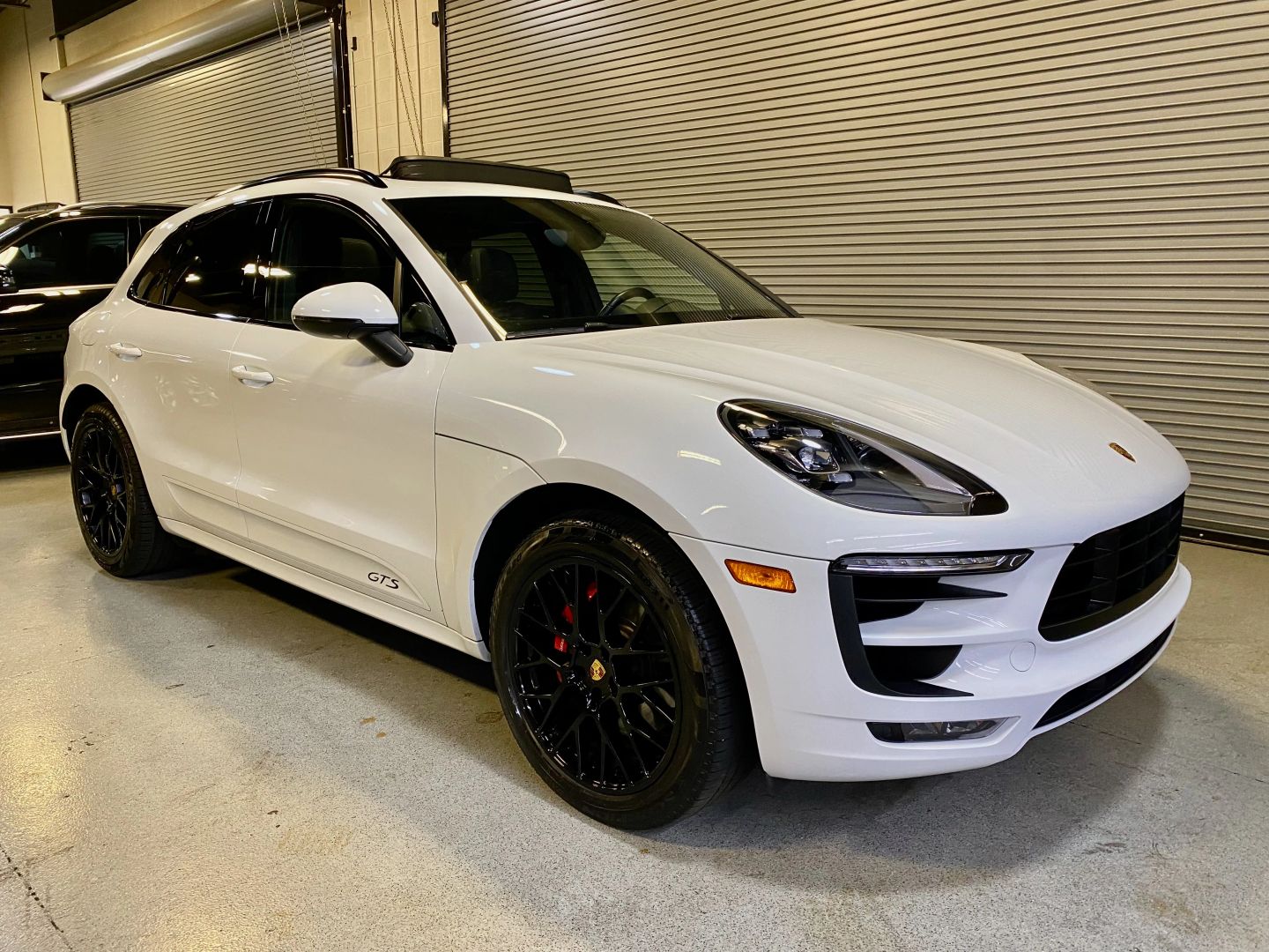 2018 Porsche Macan GTS photo 4